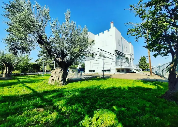 Castello Apartments